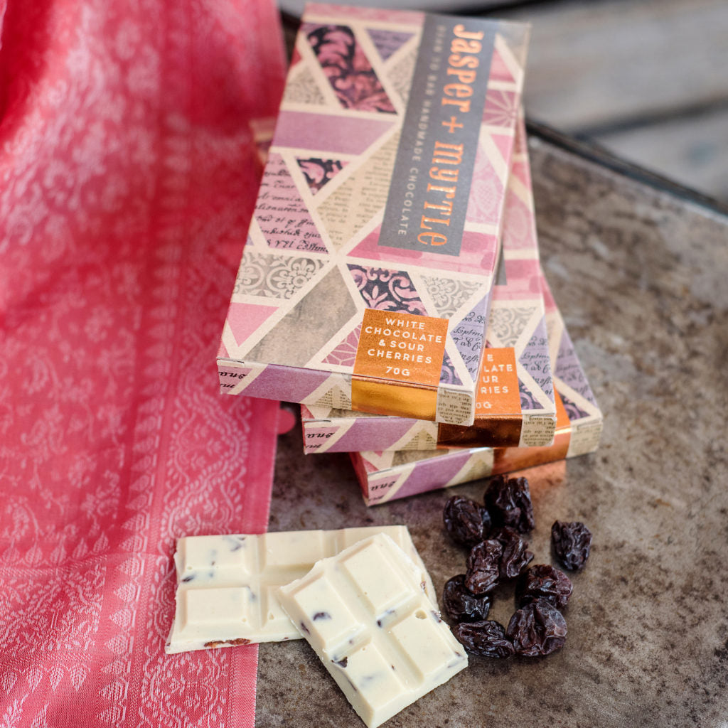 White Chocolate with Sour Cherries (70g)