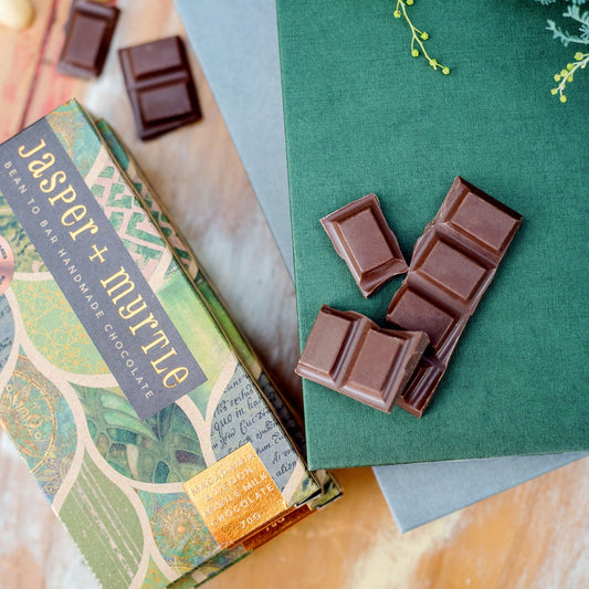 Lemon Myrtle and Macadamia Milk Chocolate (70g)